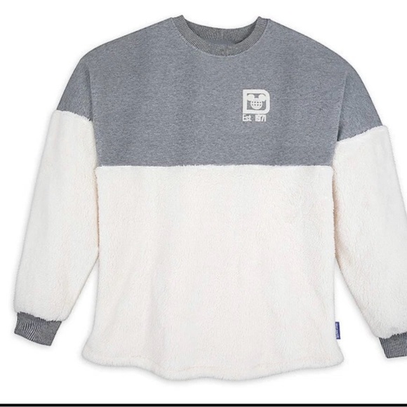 Disney Tops - Disney World Parks Grey and White Sherpa Fleece Winter Spirit Jersey